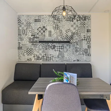 Otello 3 - L'ibis Rouge By Interhome Appartement
